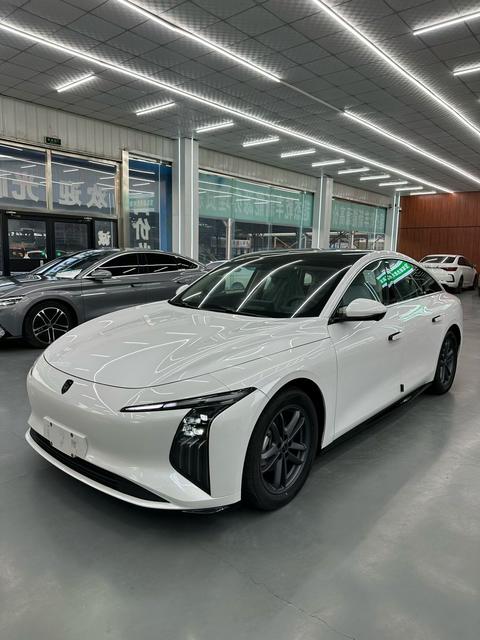 Dongfeng Fengxing Xinghai S7